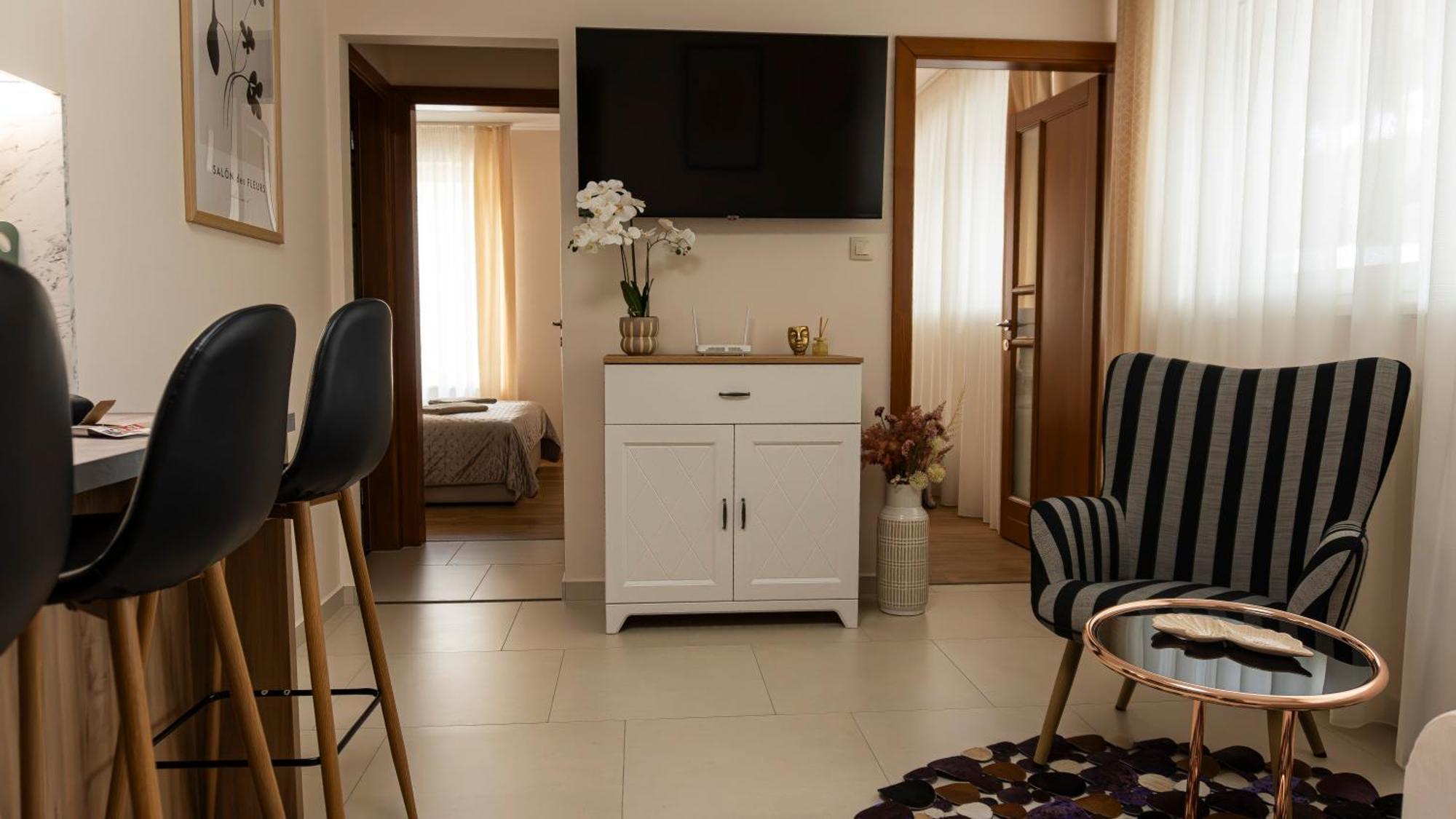 Thermal Irisz Apartman คิชคุนฮาลาส ภายนอก รูปภาพ